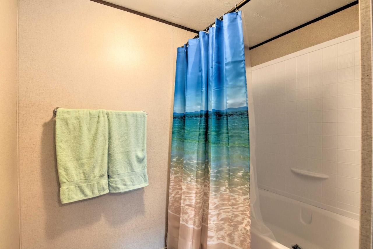 Quaint Port Oconnor Home - 3 Mi To Beach! Port O'Connor Bagian luar foto