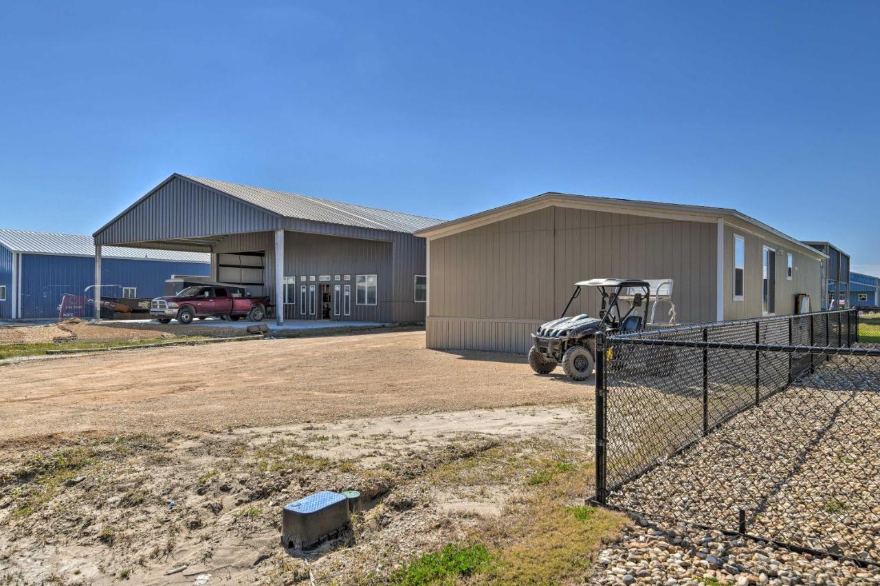 Quaint Port Oconnor Home - 3 Mi To Beach! Port O'Connor Bagian luar foto